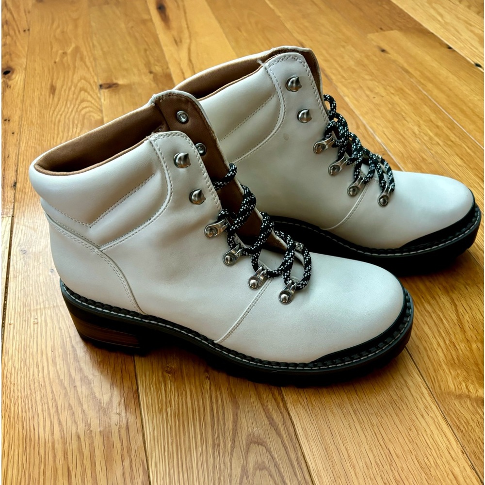 New Boots Size 9